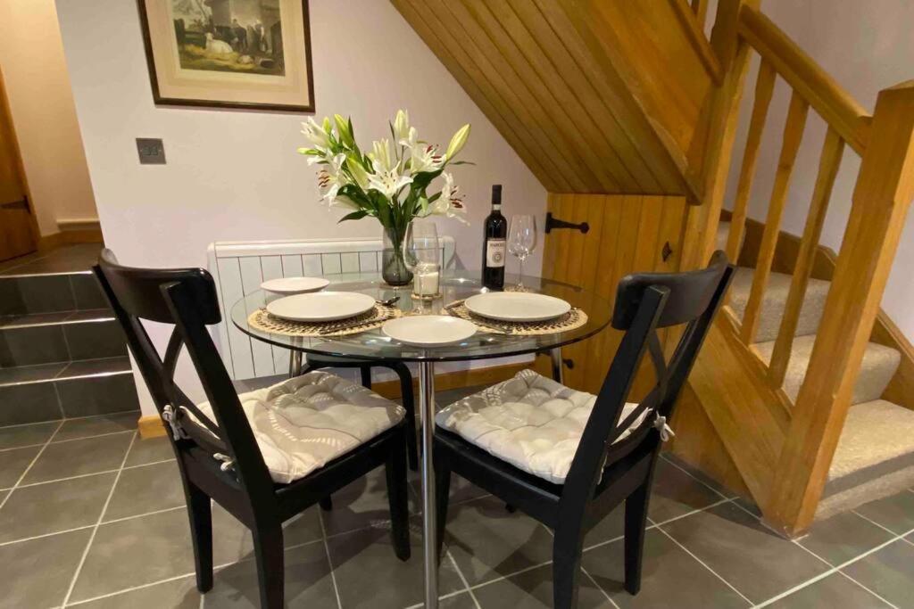 Oaklands Cottage On A Rural Farm Dingestow Extérieur photo